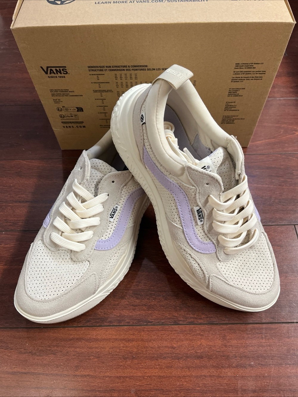 Womens 9.5 Vans MTE UltraRange Neo Vr3 Perforated Suede Shoe Sneaker HALF BOX